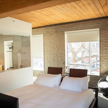 Hotel Ocho Toronto Zewnętrze zdjęcie